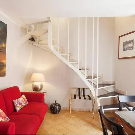 Renoir Loft Romantico E Luminoso